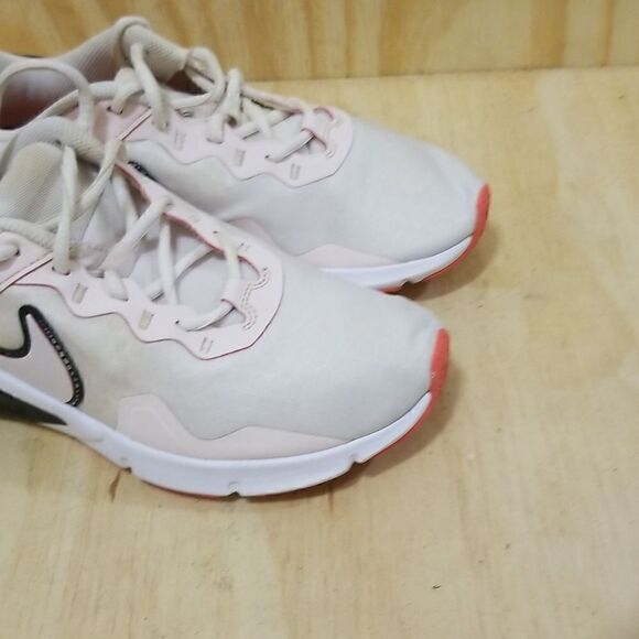 NIKE Womens Legend Essential 2 Shoes Sneakers Running sz 8 - Picture 6 of 9